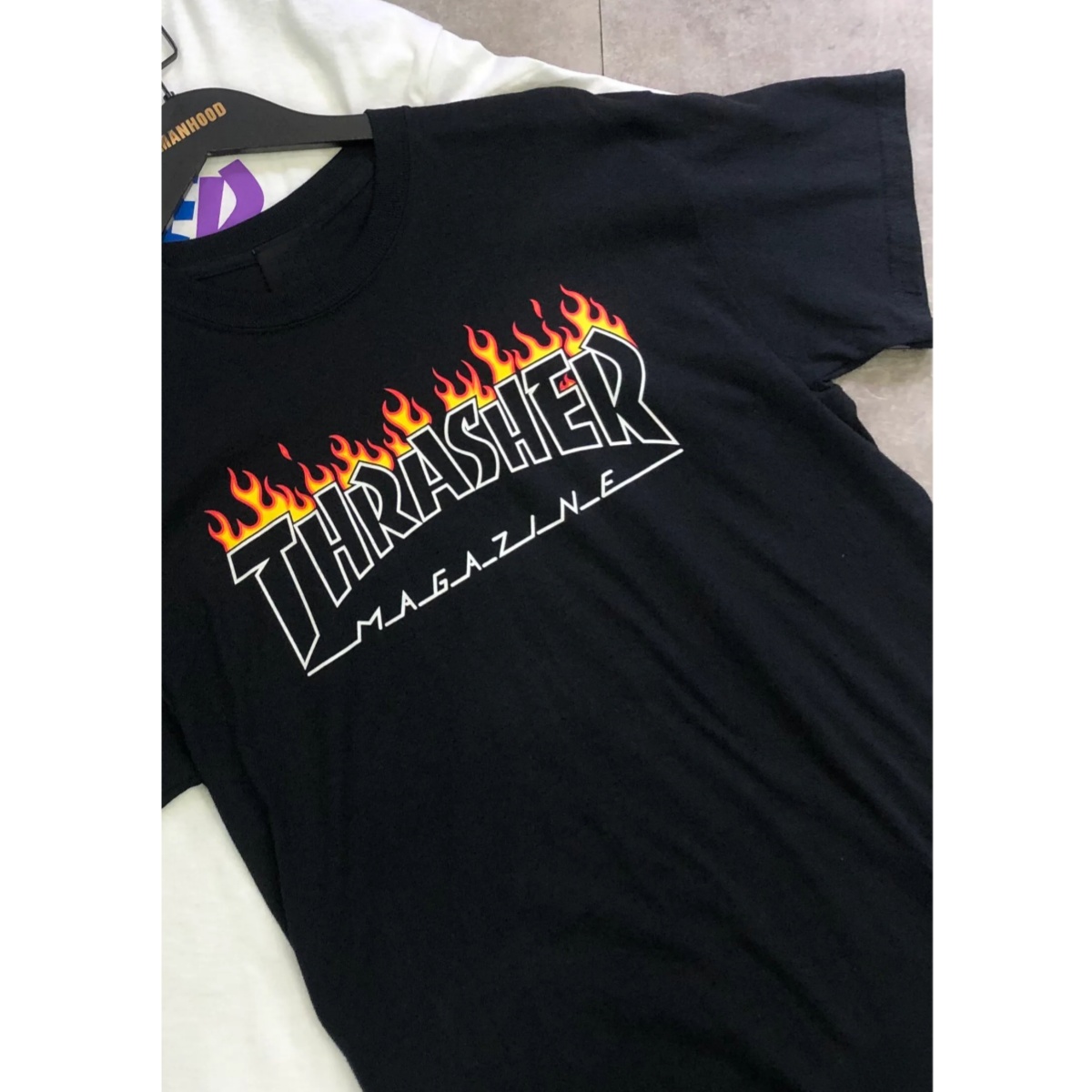 Kaos Klasik Skate Skateboardin - Streetwear Brand Magazine ulasan dan harga