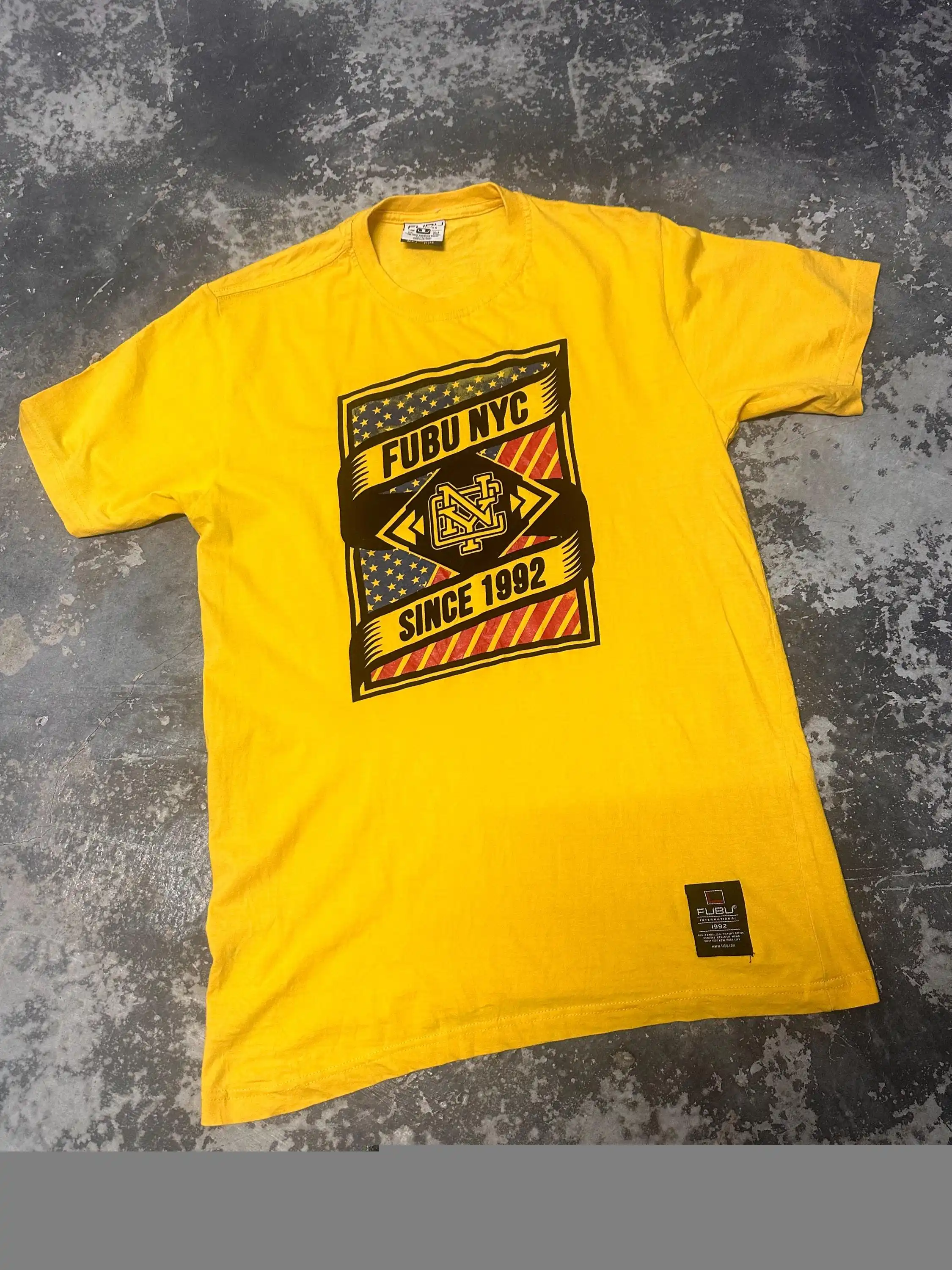 Kaos Vintage Fubu New York Str - Streetwear Brand New York ulasan dan harga